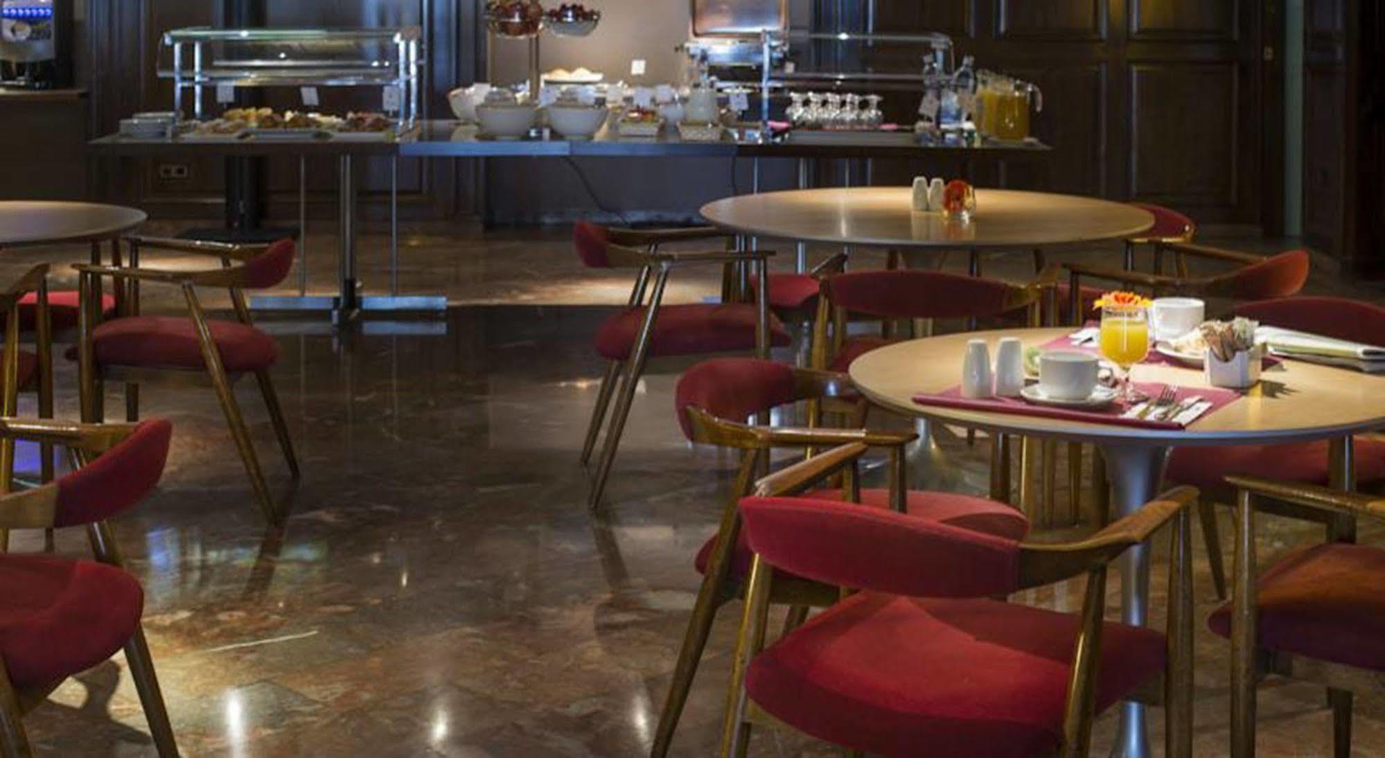 Hotel Goya Zaragoza Restaurant photo